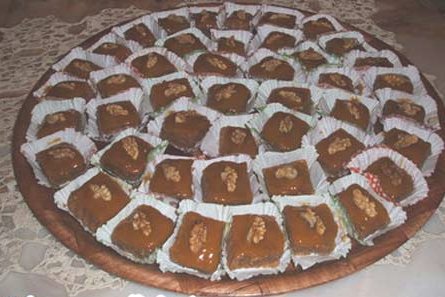 مربعات بالجوز