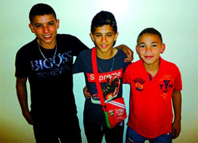 Lotfi, Rached et Diaa Eddine au pays du football