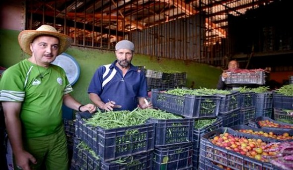 Algérie - Les prix des fruits et légumes baissent chez les grossistes mais pas sur les marchés de détail