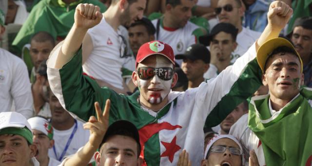 وفاة مناصر للفريق الوطني بباتنة