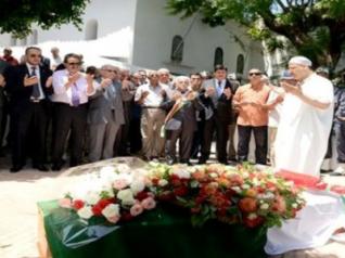 Mohamed Mechati inhumé au cimetière Sidi Abderrahmane