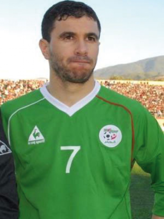 مولودية وهران تنجح في التعاقد مع اللاعب ياسين بزاز