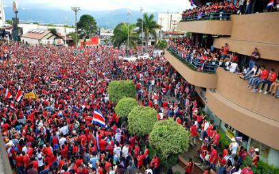 Le monde est rond comme un ballon