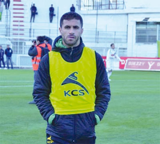 علاقتي جيدة مع مسيري وأنصار السنافر... واخترت مولودية وهران عن قناعة