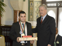 Une soixantaine de lauréats honorés par Sellal