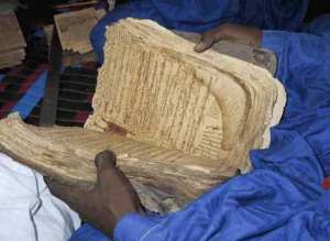 BIBLIOTHEQUE MOHAMED  AG MAHMOUD POUR LA  CONNAISSANCES ET LA RECHERCHES DES ANCIENS MANUSCRITS « BER » TOMBOUCTOU MALI