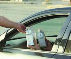 أمن ولاية جيجل يوزع وجبات الإفطار على مستخدمي الطريق