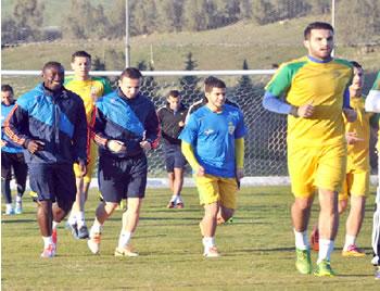 D'où vient l'argent et pourquoi hors du pays'