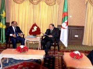 Le président Bouteflika reçoit l'envoyé spécial du président mauritanien
