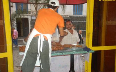 Tout se vend, tout s'achète et tout se... paie