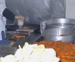 500 محل للألبسة بالعاصمة تتحول إلى بيع 