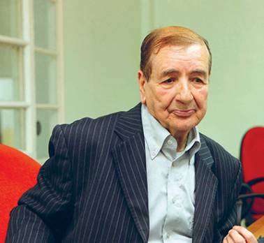 «Il faut absolument désidéologiser l'enseignement»