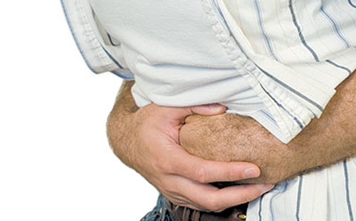 تعرض 7 أشخاص من أسرة واحدة لتسمم غذائي بالمدية