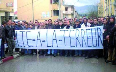 Rassemblement de plus de 500 personnes à Tizi Ouzou