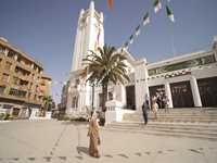 Lenteurs bureaucratiques à Mostaganem
