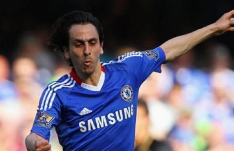 خلاف حاد بين اللاعب الانجليزي جو بارتون والصهيوني بنعيون