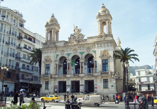 منتخبون متهمون بالتواطؤ في توسّع الظاهرة ببلدية الكرمة في وهران