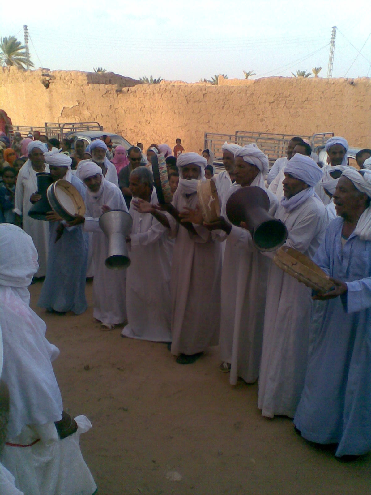 ثرات تبلبالة بين الماضي والحاضر