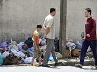 Les riverains envisagent de déposer leurs déchets devant le siège de la mairie