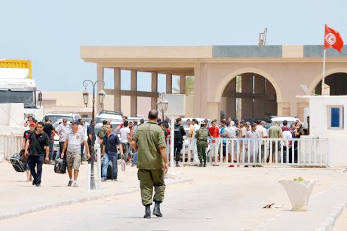 Heurts entre réfugiés voulant aller en Tunisie et les forces libyennes