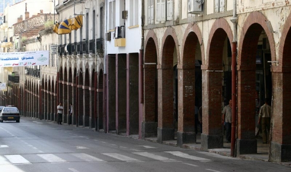 انطلاق أكبر عملية لتهيئة شارع الأقواس بسكيكدة