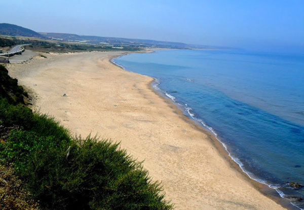 شاطئ الدشرية بالشلف