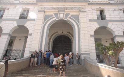 Les syndicats de l'éducation 'uvrent pour une reprise sereine