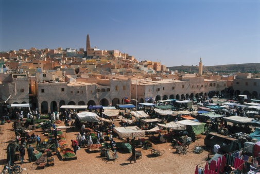 مرضى معوزون يموتون في صمت بغرداية