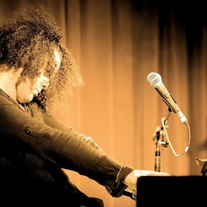 Biographie Yacine Malek Trio