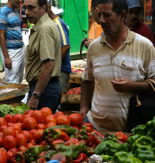 ارتفاع رهيب في أسعار الخضر و الفواكه بسواحل عين تموشنت
