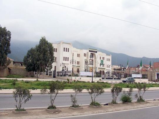 توقيف رئيسي بلديتين في عين الدفلى