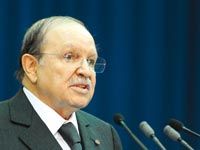 Il réitère l'engagement de l'Algérie à aider les pays voisins