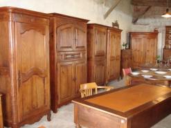 توقيف مكلفين بتسيير مخزن خاص بالأثاث ببرج بوعريريج