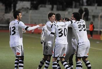 La première place en jeu