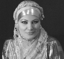 Biographie Esma Djermoun