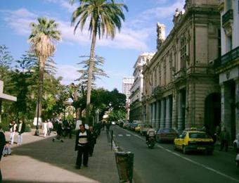 عمارات آيلة للسقوط في سيدي عمار بعنابة