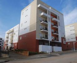 مسؤولون ببلديتي باب الوادي وبولوغين متهمون بالبزنسة والتلاعب بقوائم السكنات