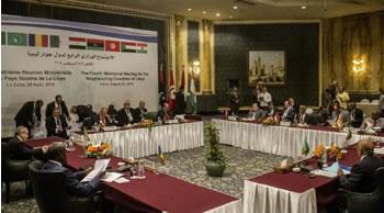 L'axe Alger-Le Caire se met en place