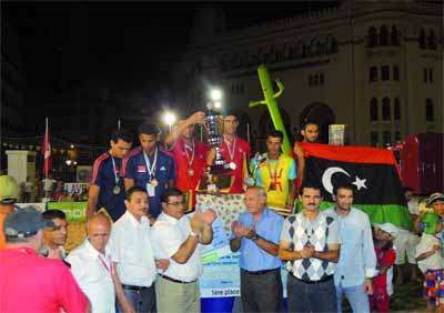 Alger réussit son tournoi international