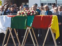 Sa dépouille mortelle a quitté Alger jeudi à 17h et devait arriver hier soir à Douala