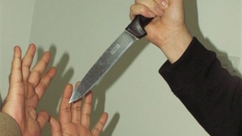 كهل يطعن زوجتة ثم يذبح نفسه بالبليدة