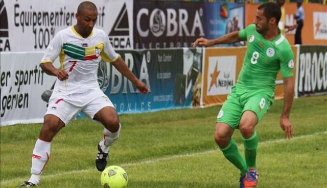 الجزائر – مالي اليوم بملعب تشاكر بالبليدة على الساعة 20