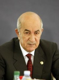 Tebboune opère un mouvement dans le corps des directeurs des nouvelles villes