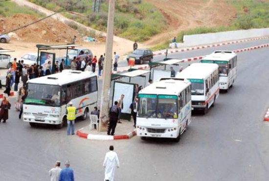 نقص الإطارات التقنية بقطاع النقل وقدم الحافلات يؤرق سكان المدية