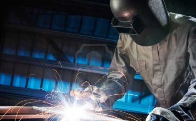 Pas d'accès aux aides de l'Etat sans qualification, selon le ministre de la formation professionnelle