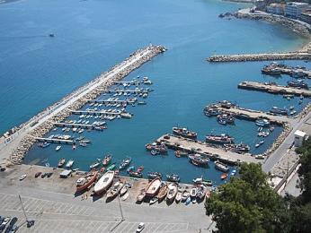 ميناء سكيكدة.. قطب اقتصادي هام ومحفظة لأموال الدولة