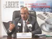 Nourredine Bedoui, ministre de la Formation et de l'enseignement professionnels, hier au forum de 