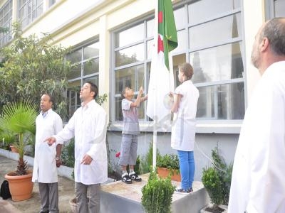 فزع بباتنة بسبب العلم الوطني