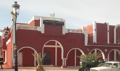 والي أدرار يقدم عرضا حول واقع الولاية التنموي بوزارة الداخلية