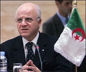 قال إنه يركز على المشاكل ويقدم صورة مشوهة عن الواقع مدلسي يدعو الإعلام الفرنسي إلى الموضوعية في تناول قضايا الجزائر